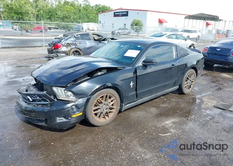 2012 Ford Mustang V6 Premium z USA, uszkodzony, nr VIN 1ZVBP8AM0C5271262